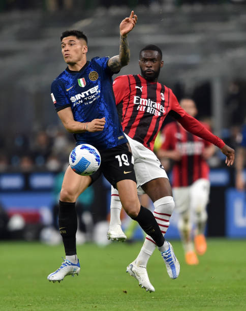 尤文图斯以 尤文图斯以